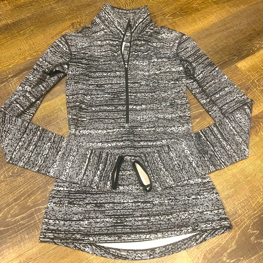 Nike Pro Dri-fit Women’s Half Zip Long Sleeve Jacket Size XS Black White Active
